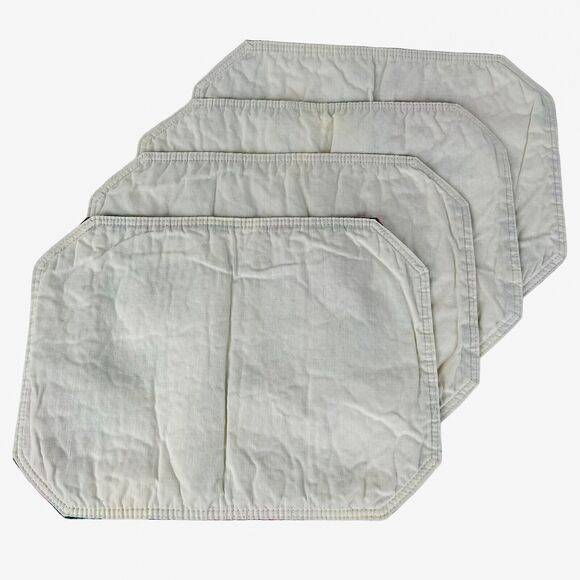 Poinsettia Christmas Placemats Set 4 Cloth Textured Red Green Octagon 16x12 - Picture 2 of 9